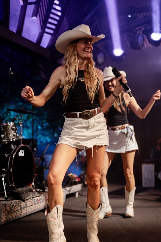 Beach Hotel, Byron Bay — Western Stomp line dancing