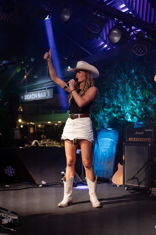 Beach Hotel, Byron Bay — Western Stomp line dancing