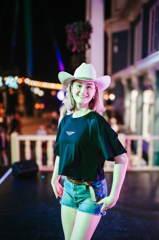 Dreamworld Night Market — Western Stomp line dancing